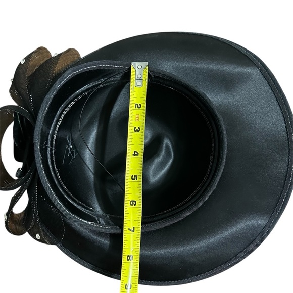 Vintage 80's Black Satin Green Lace Hatinator Fascinator Cocktail Hat Horse Race - Picture 11 of 13